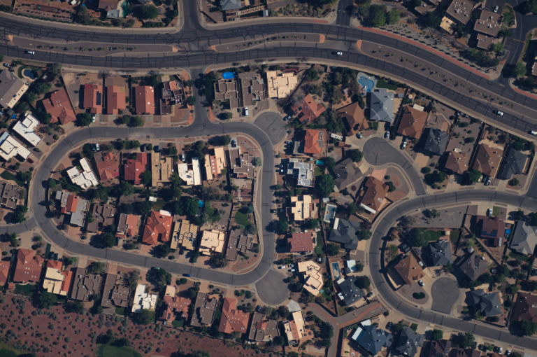 7cm imagery residential neighborhood